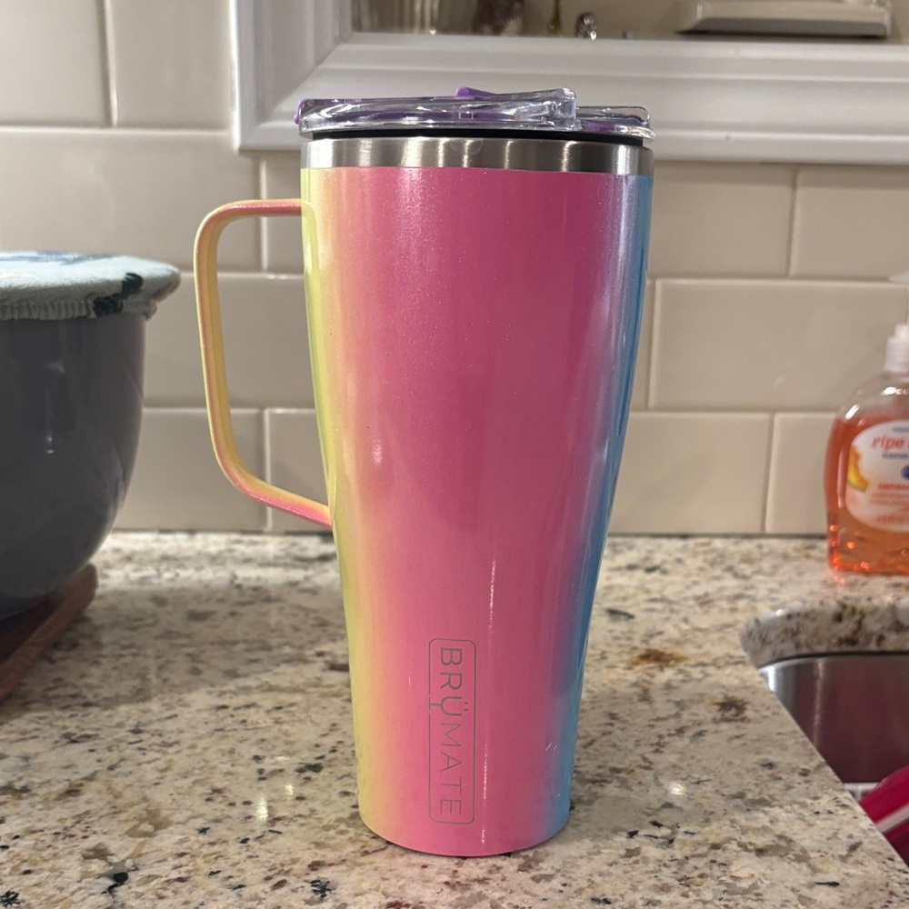 Brumate Rainbow Tumbler